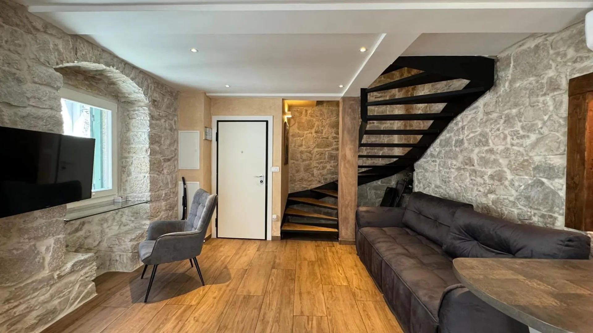 Appartement Luxury Apt Petra In 400 Year Old Stone House 4+2 Split Croatie