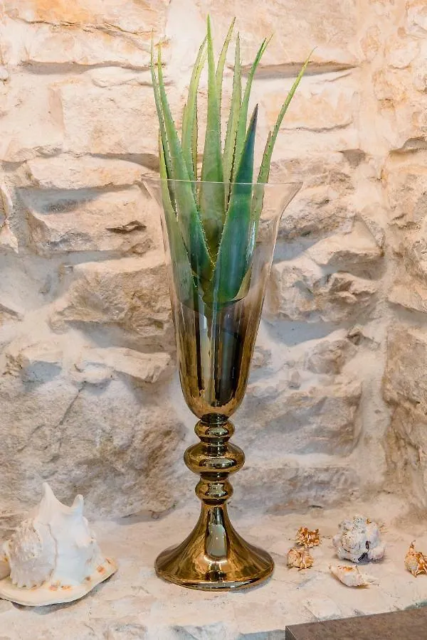 Luxury Apt Petra In 400 Year Old Stone House 4+2 Split 0*,