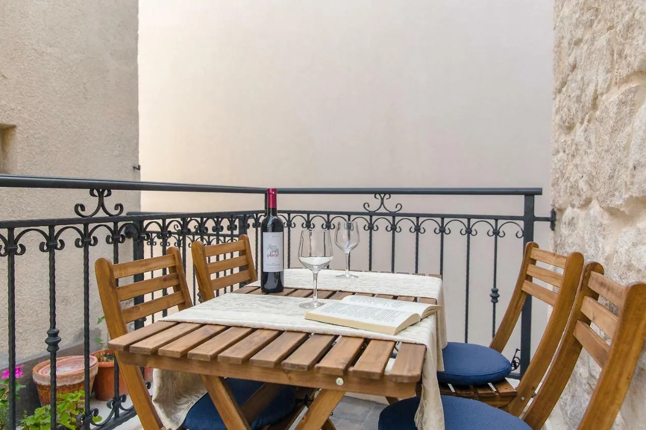 Luxury Apt Petra In 400 Year Old Stone House 4+2 Split