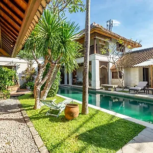 https://villa-angsa-by-nakula.hotelsseminyak.net